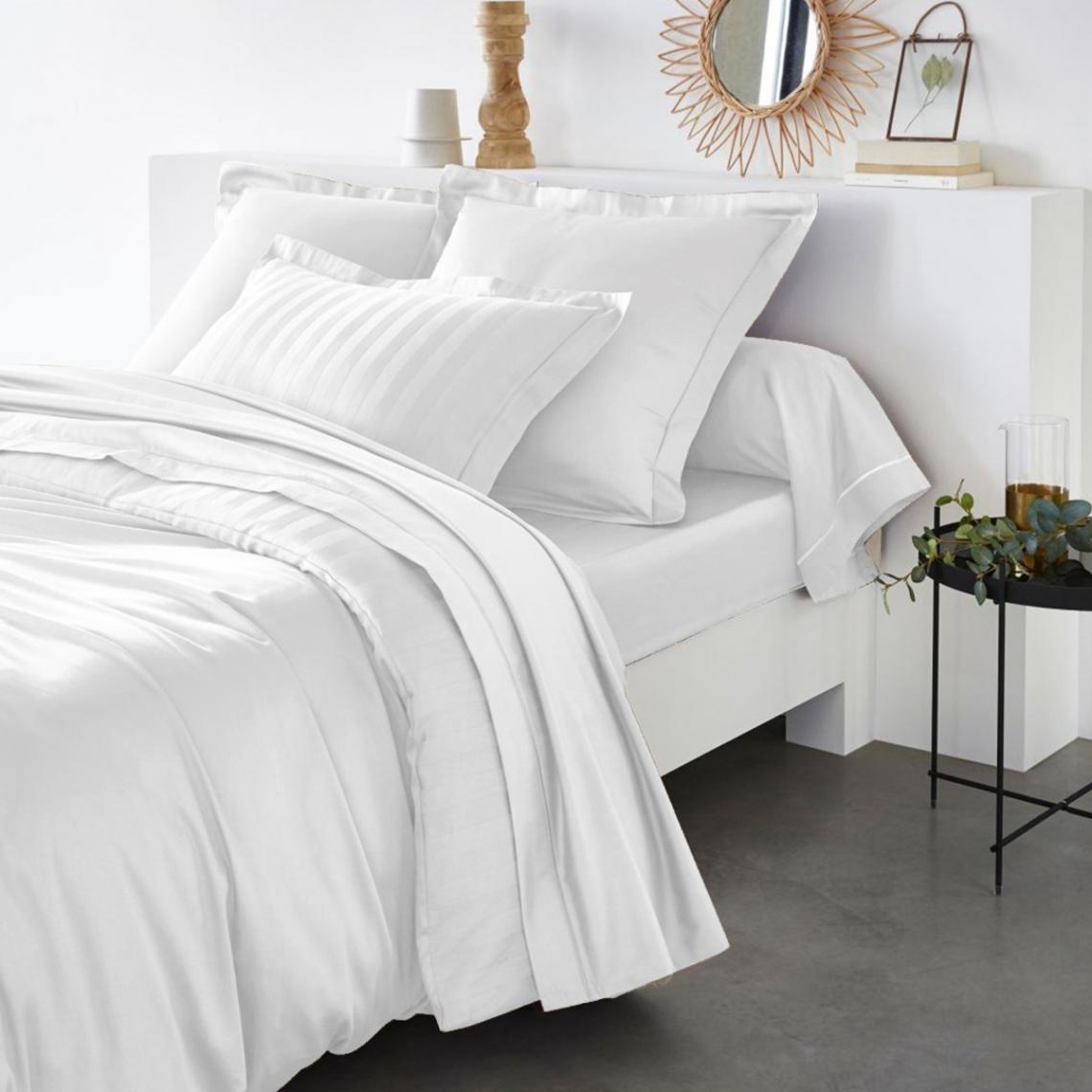 PARURE DE COUETTE SATIN 100% COTON BLANC - MARQUES DISCOUNT